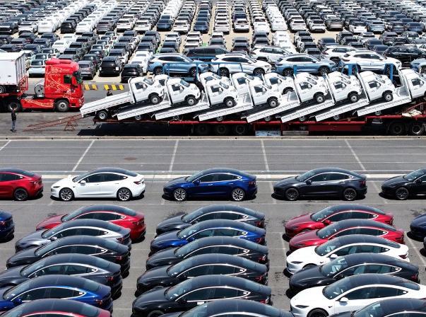 Бум китайских подержанных автомобилей в Ираке: импорт вырастет на 80% в 2025 году